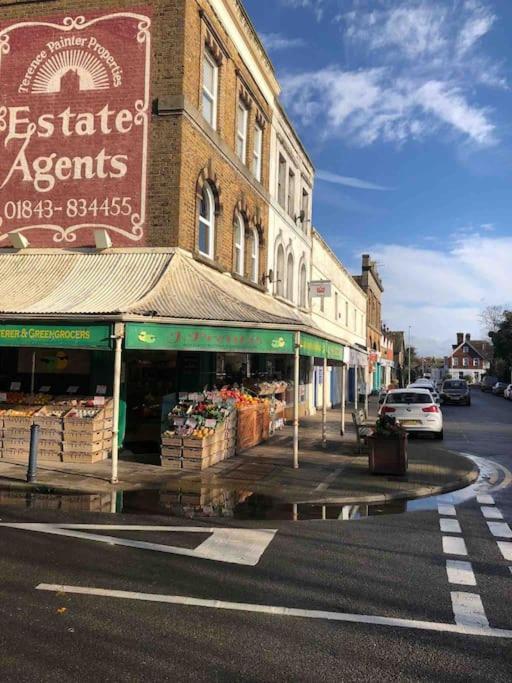 Trendy 3 Bedroom Home Close To Margate Beaches Bars Resturants 2 Night Min Stay Westgate-on-Sea Экстерьер фото