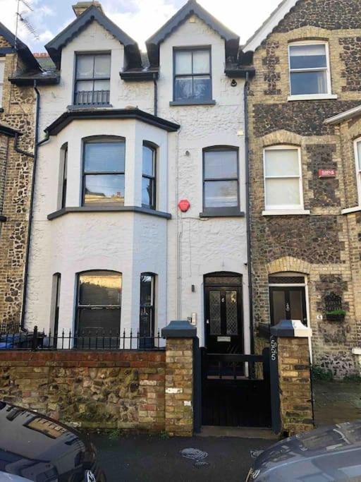 Trendy 3 Bedroom Home Close To Margate Beaches Bars Resturants 2 Night Min Stay Westgate-on-Sea Экстерьер фото